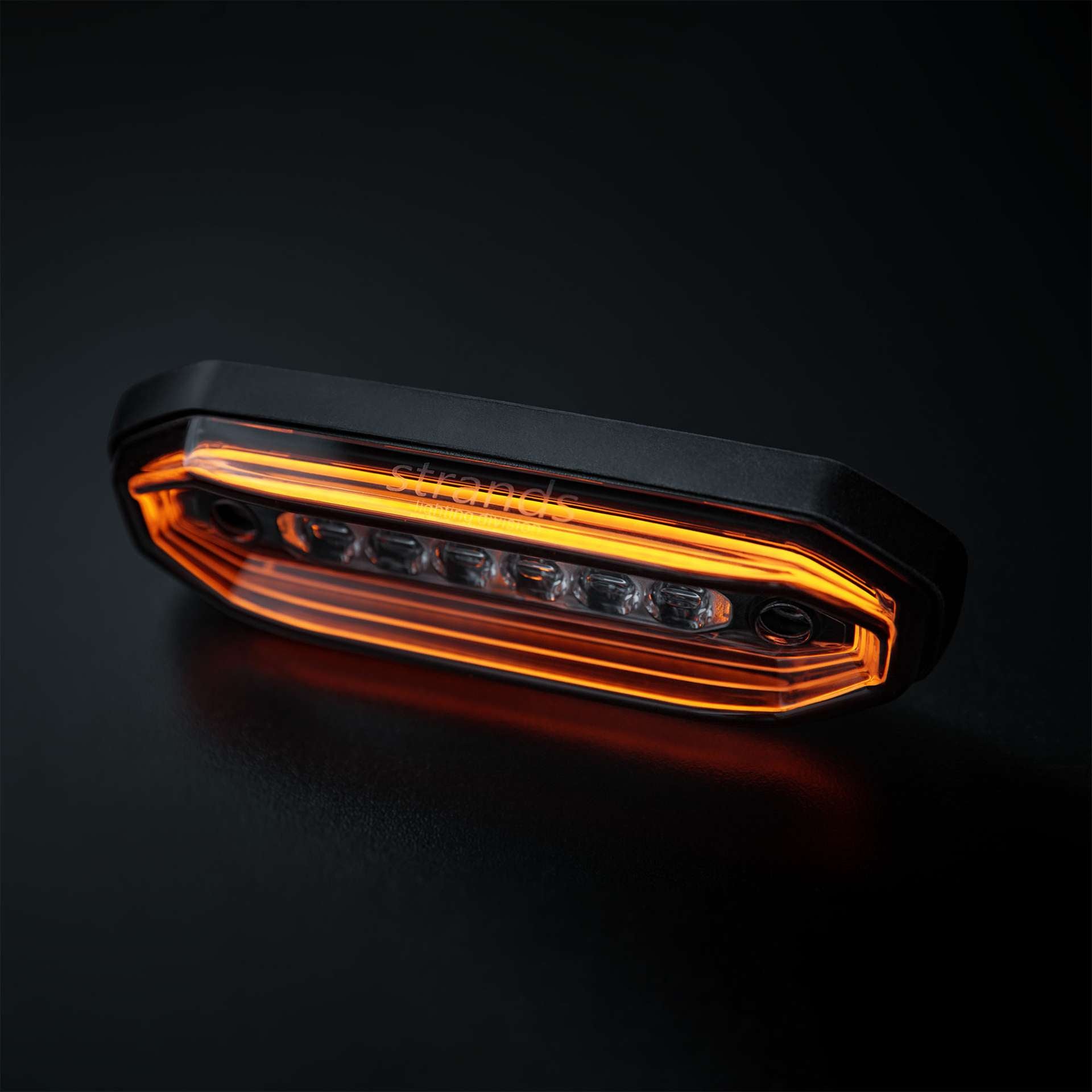 Strands FOR9T AURA DIRECTIONAL WARNING LIGHT 6 LED Amber