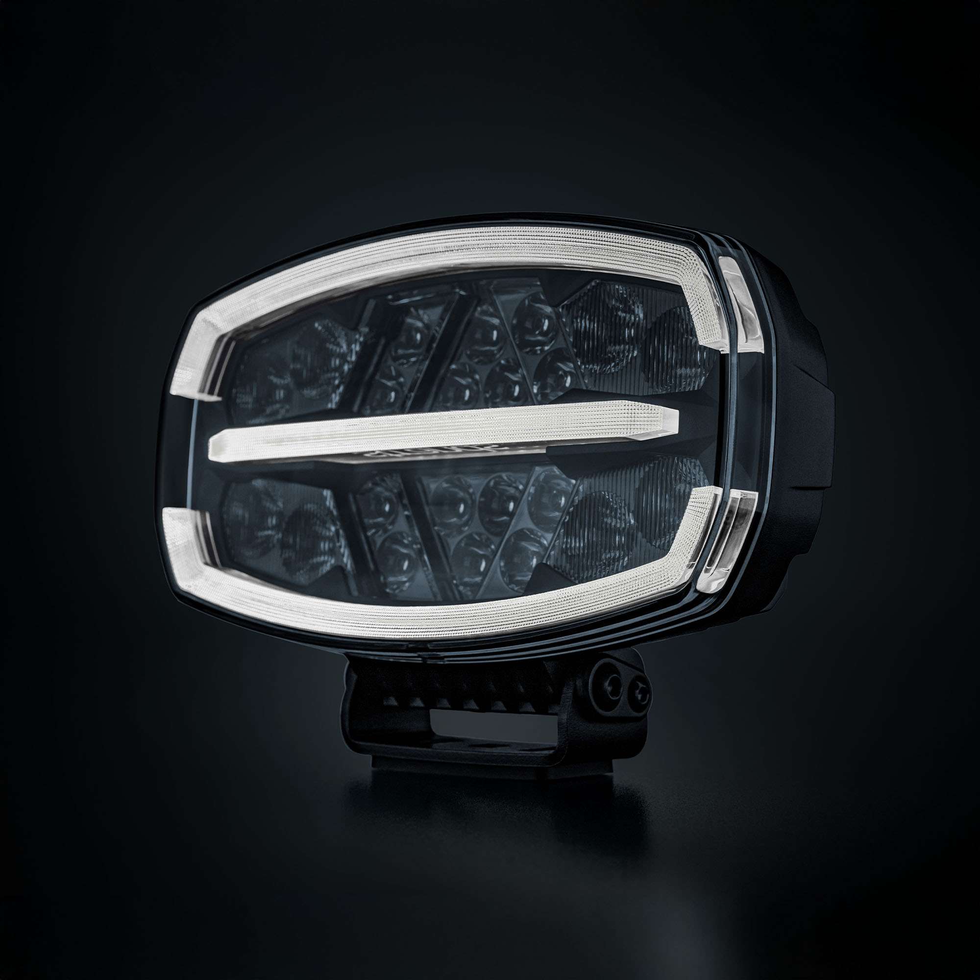 Strands FIREFLY ONE DRIVING LIGHT OVAL